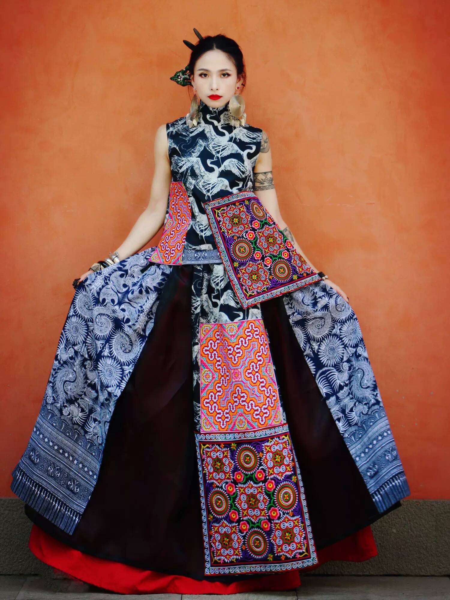 Ethnic Style - Conjunto Tradicional de Vestido e Saia