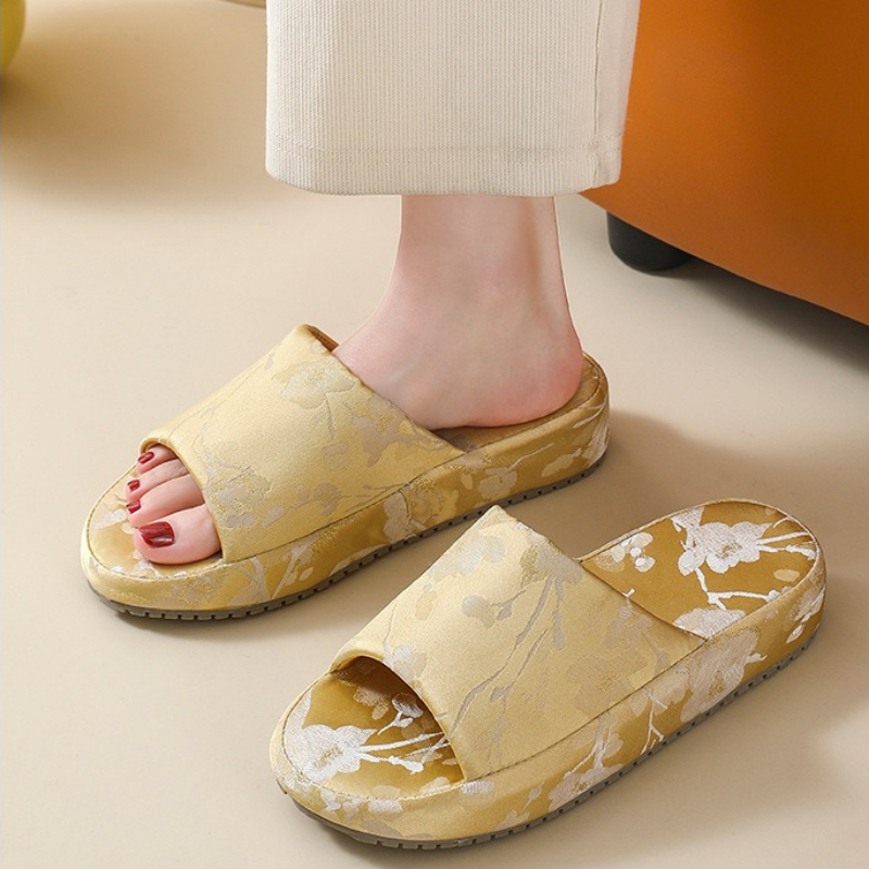Chinelos de Plataforma Interno - Ethnic Fabric avaliação e preço